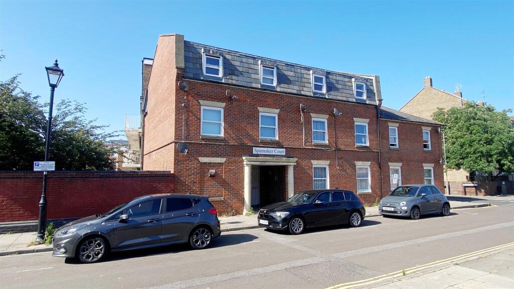 Spinnaker Court - Portsea.jpg