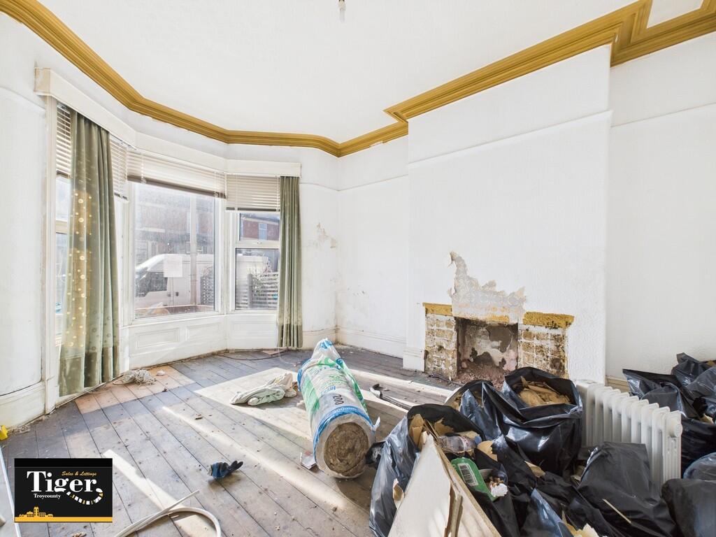 CAM03440G0-PR0297...