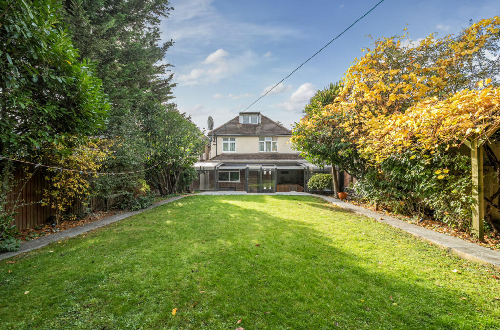 1374418-23-690464...