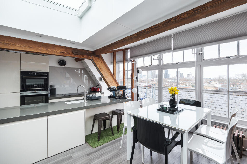 The Lycee 1 (25).jpg