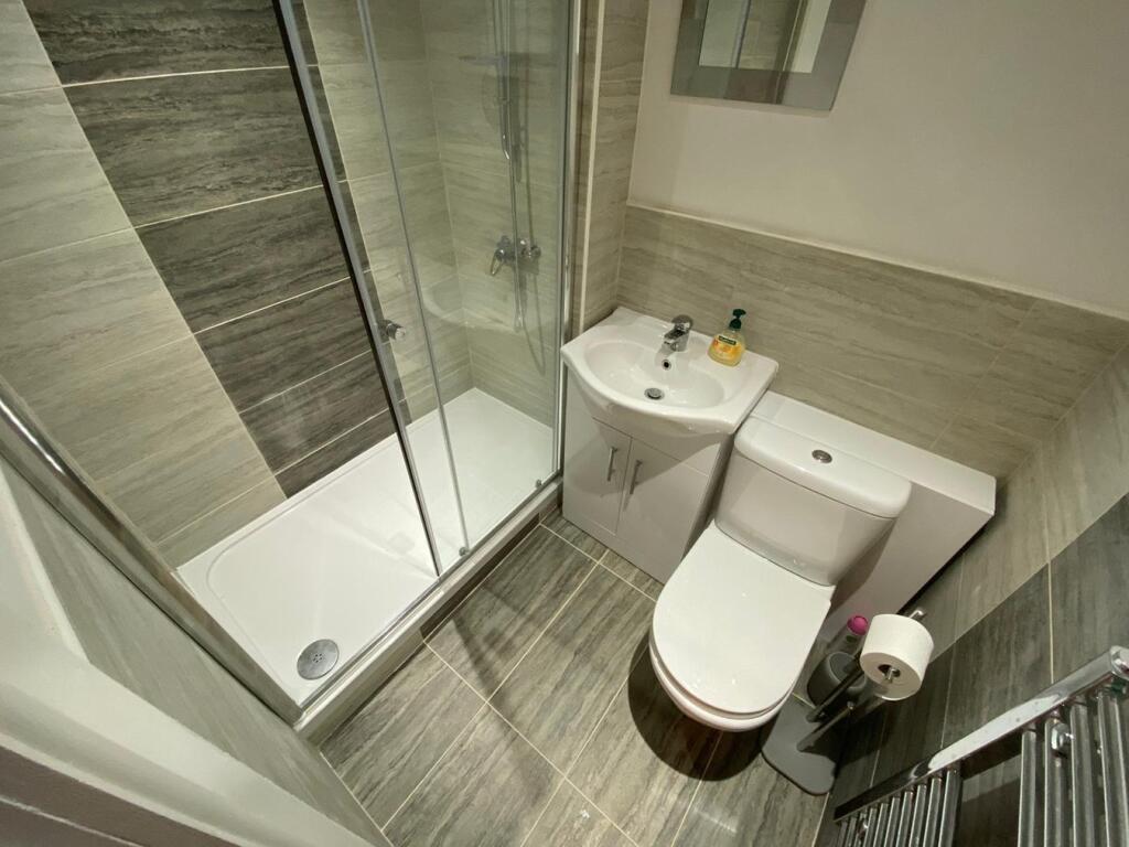 Shower Suite 