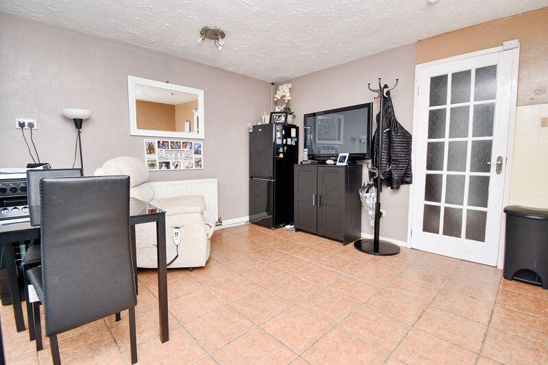 Kitchen - Dining Angle 3