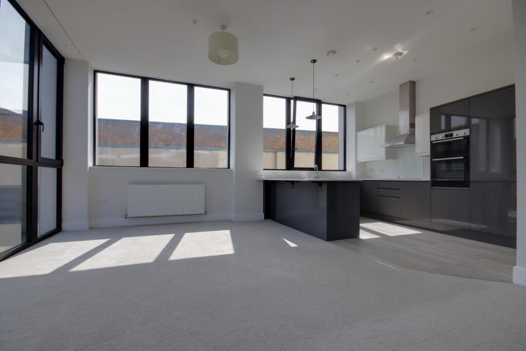 Open Plan Kitchen/Living Space
