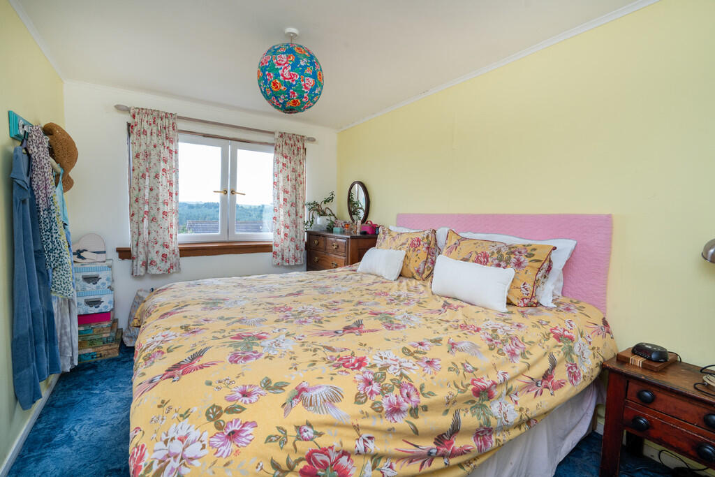 79 Glenview Drive...