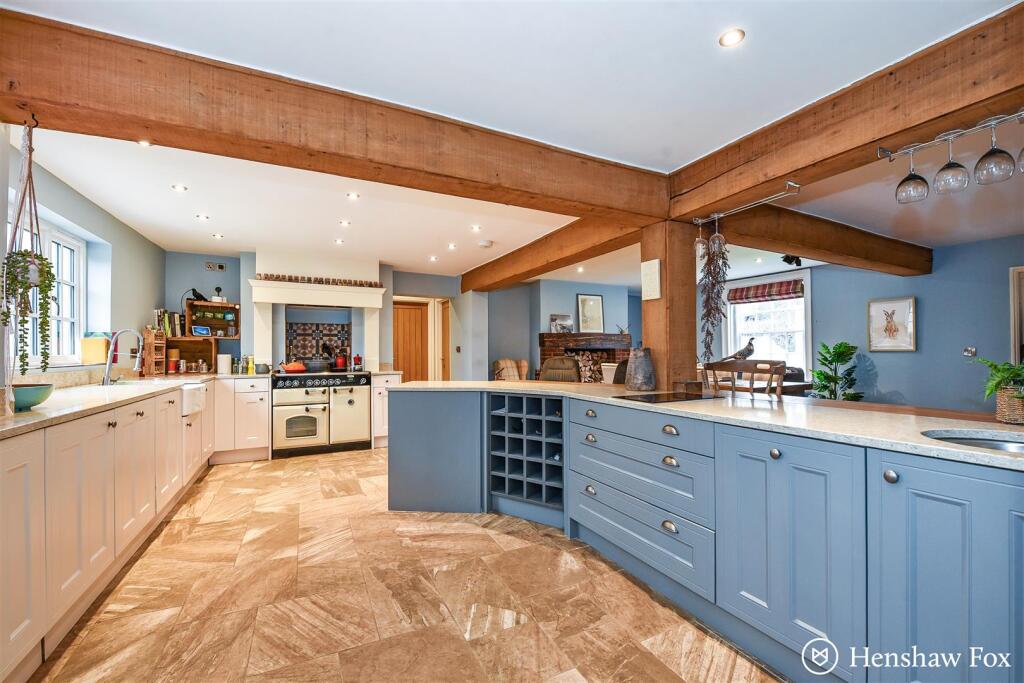 Ph26_5801363 - Copy.jpg