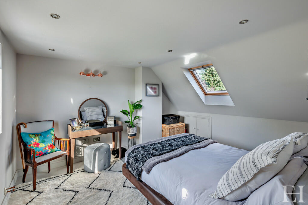 8614765-interiorW...