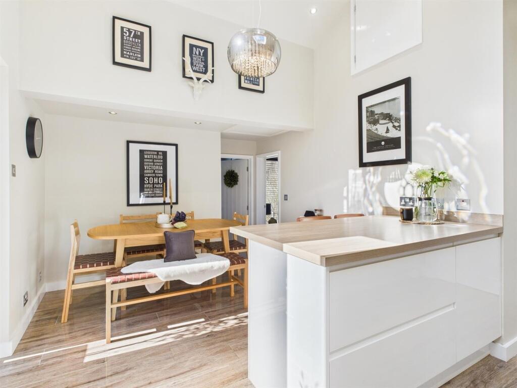 Dining Kitchen