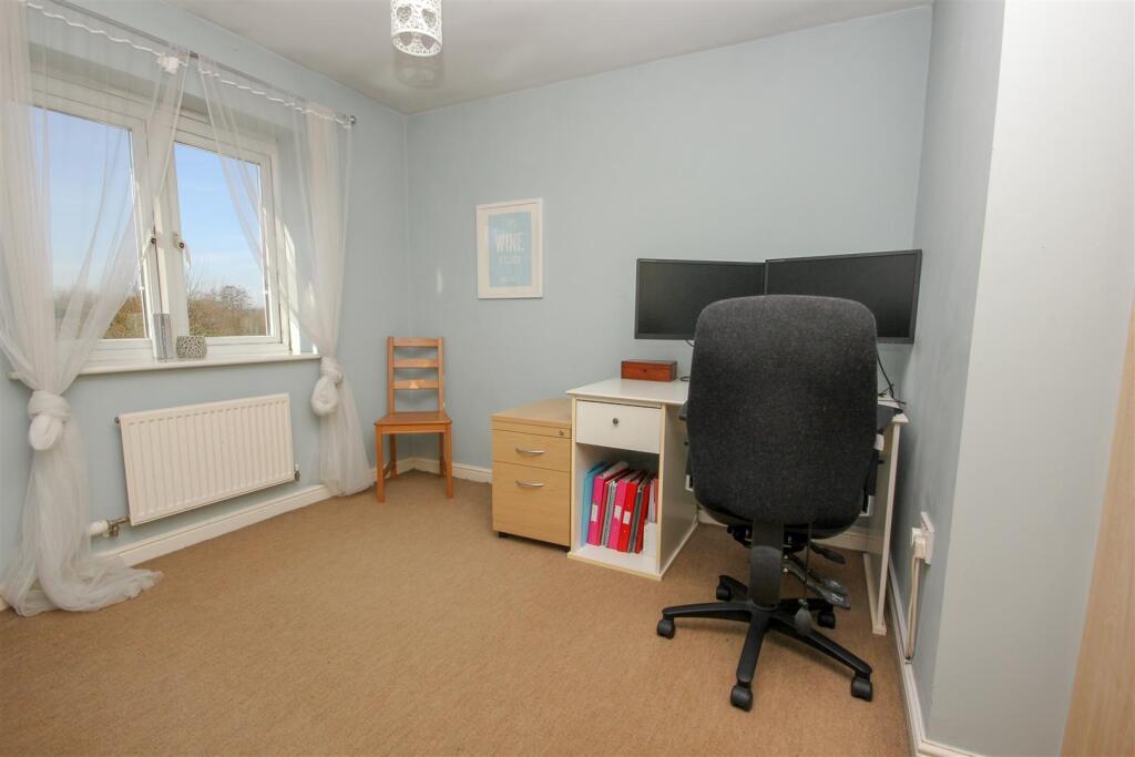 Bedroom 3.jpg
