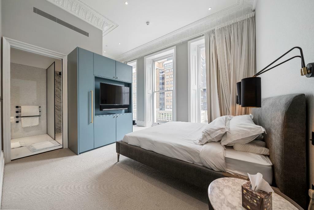 Gloucester Road SW7 4RH-6 (1024x683).jpg