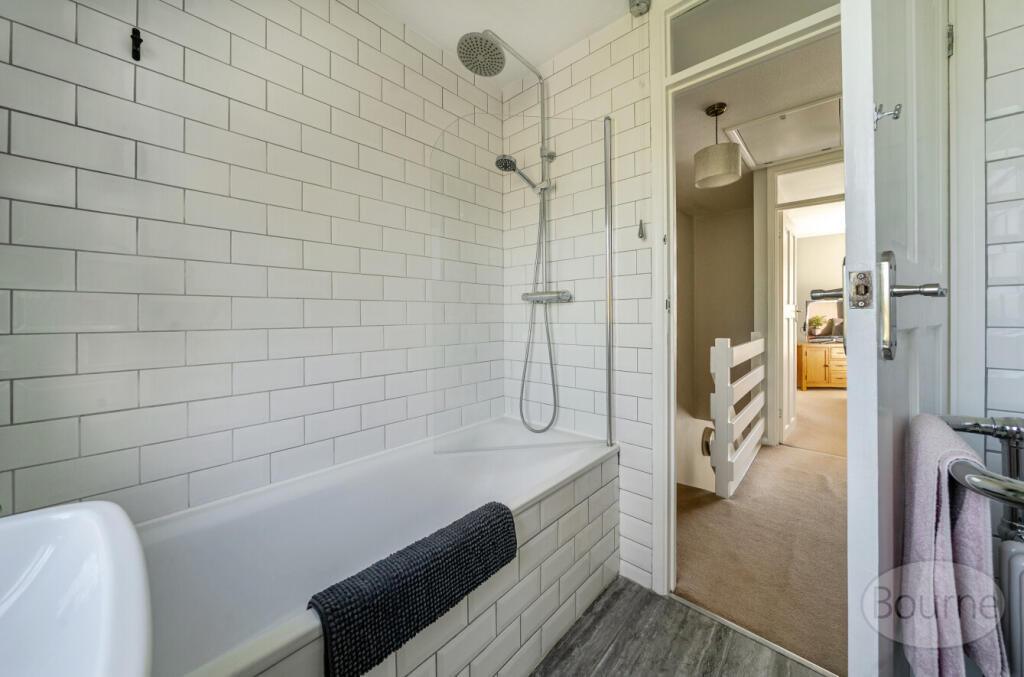 63ba2a6a-3765-482...