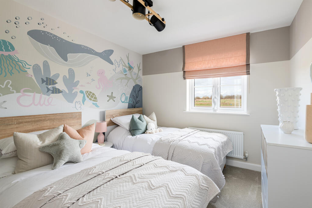 bedroom in 4 bedroom home