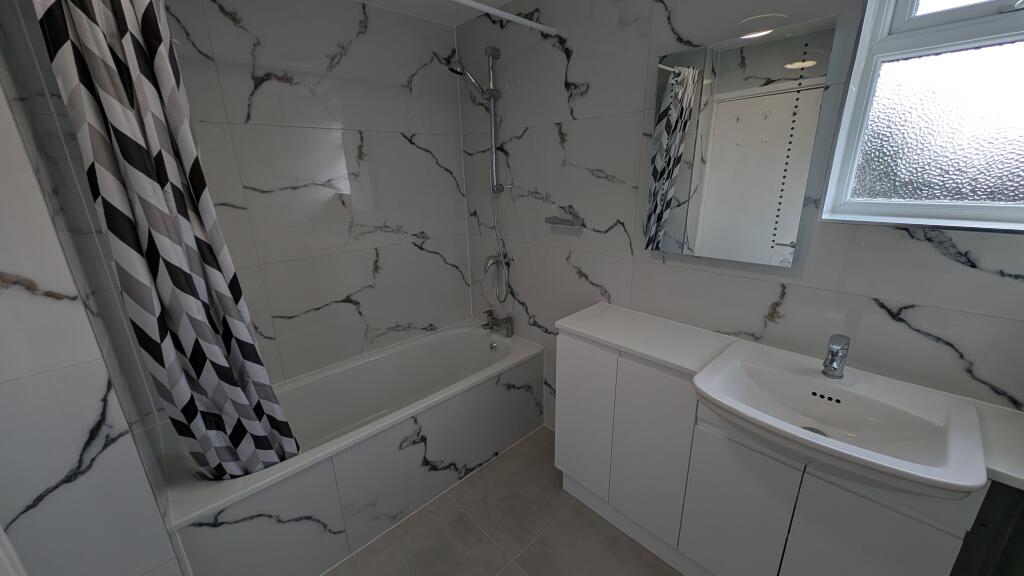 PXL_20251001_1413391