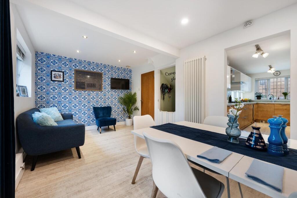 174 Whittingham Drive HDR-6.jpg