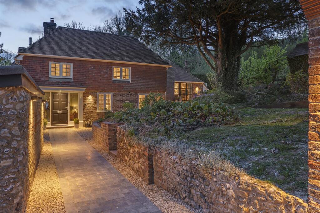 East Meon, Nr Petersfield