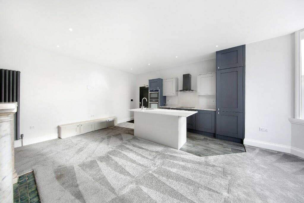Living / Kitchen