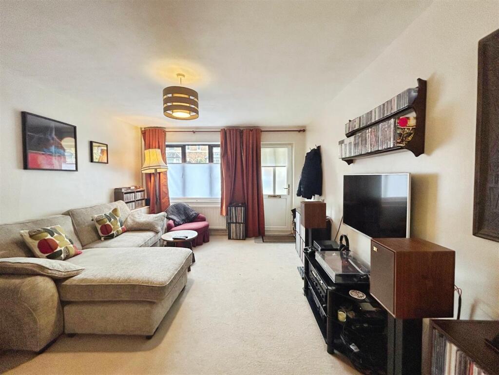 c73f7024-F-44CC-97C3-7DEEB2D56B72-1542-0000010A516