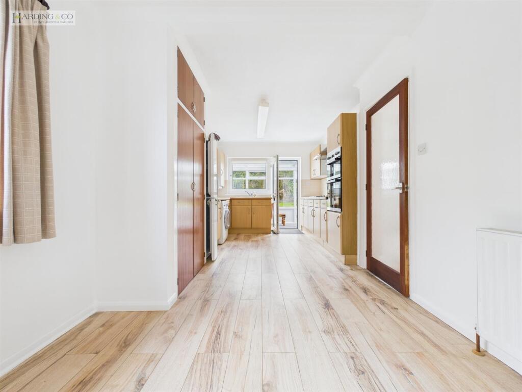 Kitchen Diner .2.jpg