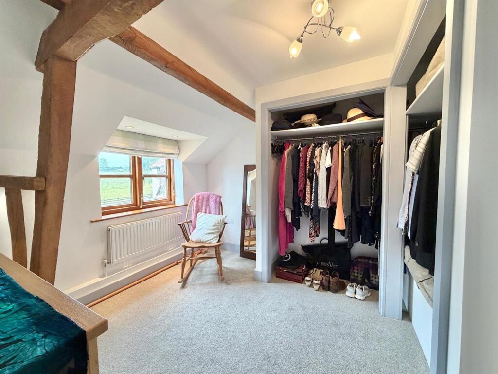 Annexe - Dressing Room/Bedroom Three