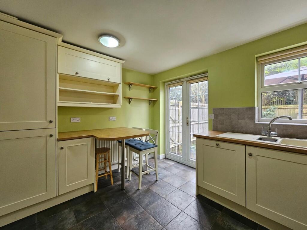 Kitchen 1