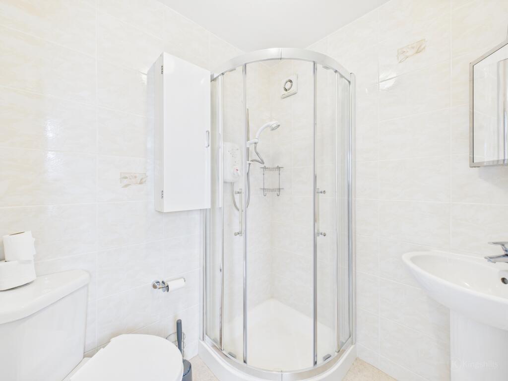 CAM02119G0-PR0459-STILL016