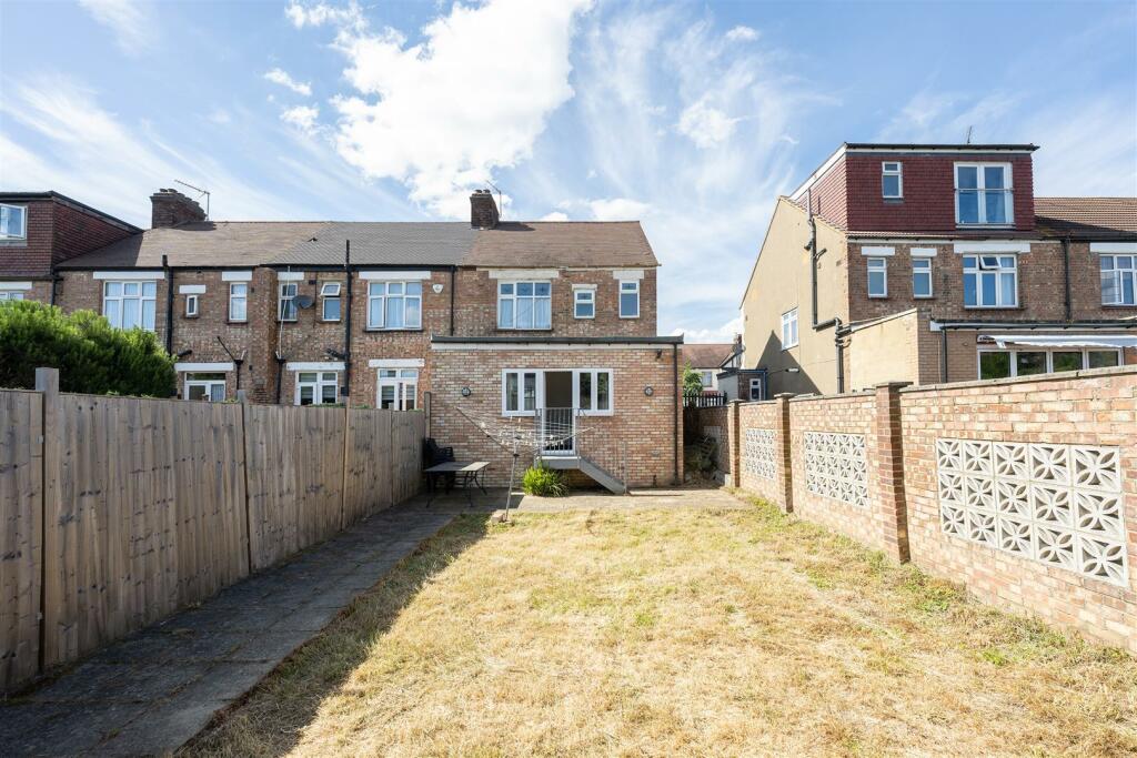Normanshire Drive