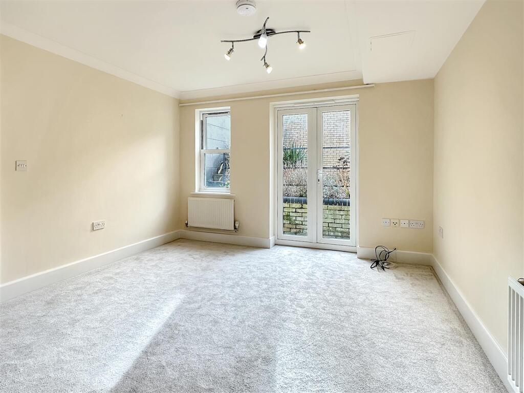 Img (13).jpg