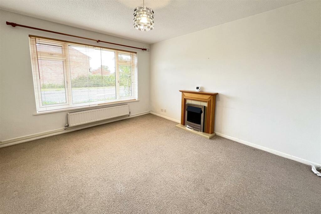 Living Room.JPG