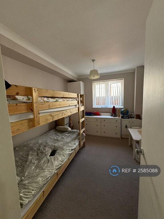 2nd Bedroom