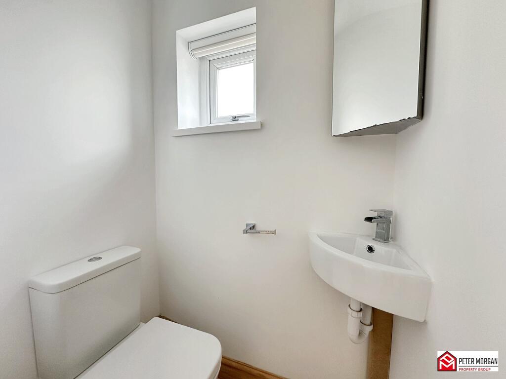 En-Suite Cloakroom