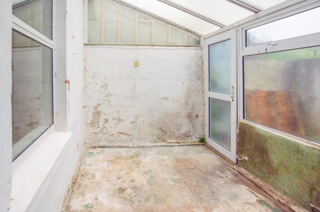 2 Avondale Terrace TPS Bodmin Branch 01208 872728-