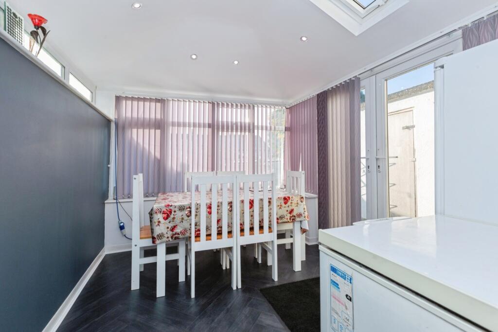 Dining /Conservatory