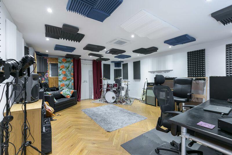 Music Studio/Home Office
