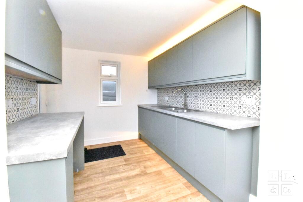 Longdowns, Penryn, TR10