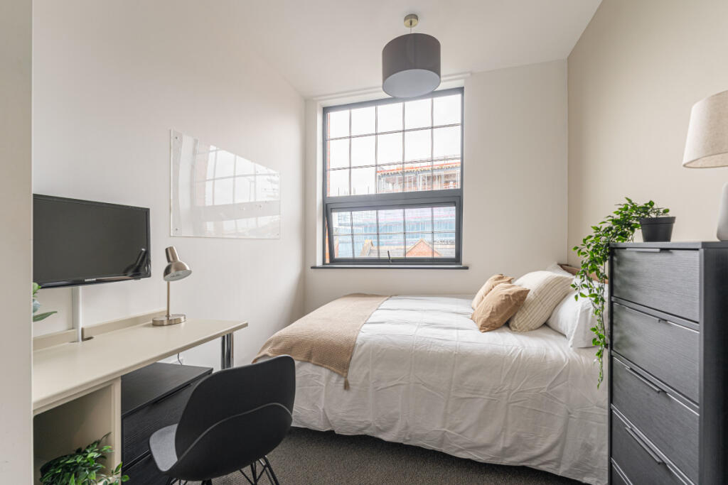 The Hosiery Factory Flat J Bedroom 3