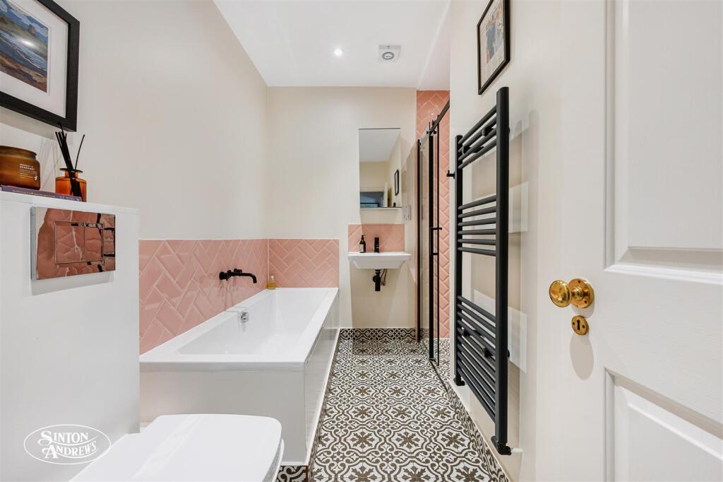 46 Ridley Avenue-14.jpg