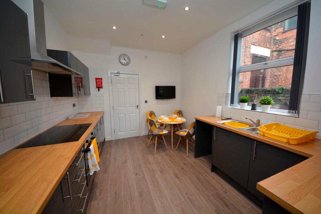 Communal Diner 1.2.JPG