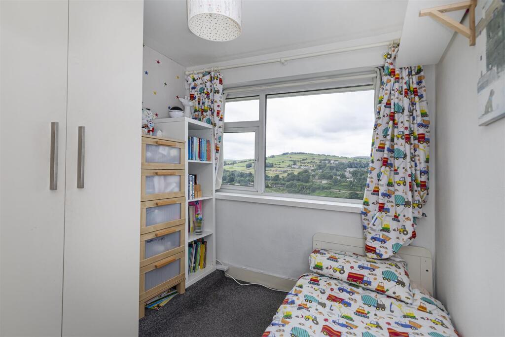 Bramleys Estate Agents - High Crest - Linthwaite (