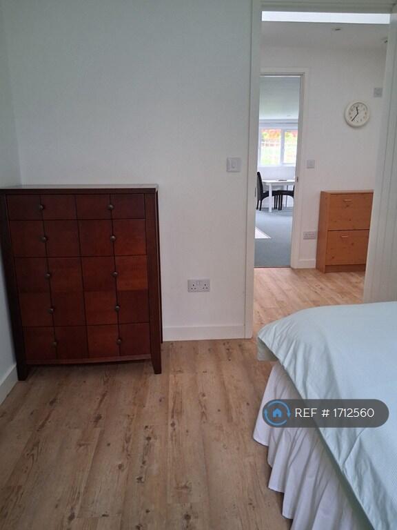 Single Bedroom