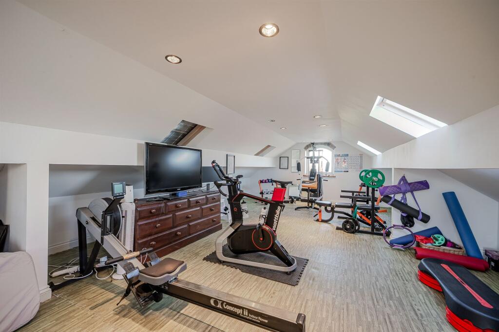 GYM OVER GARAGE