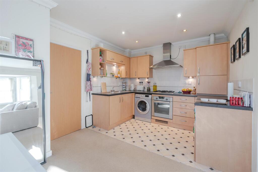 15 Reffield Close, Towcester (16).jpg