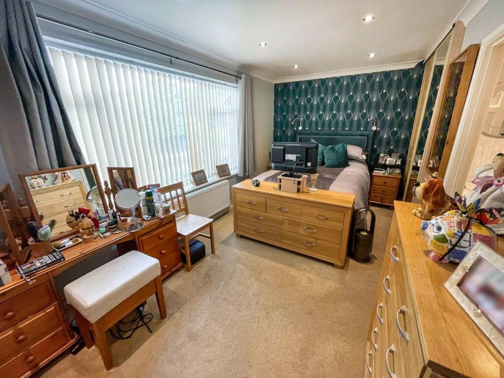 tlc_4753dec5-0aba-4ed3-bcc2-0ed46e3e27c3_2ecbabf.j