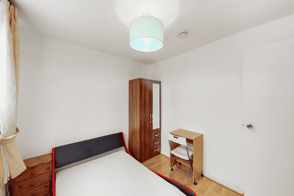 LIVINGROOM ONE