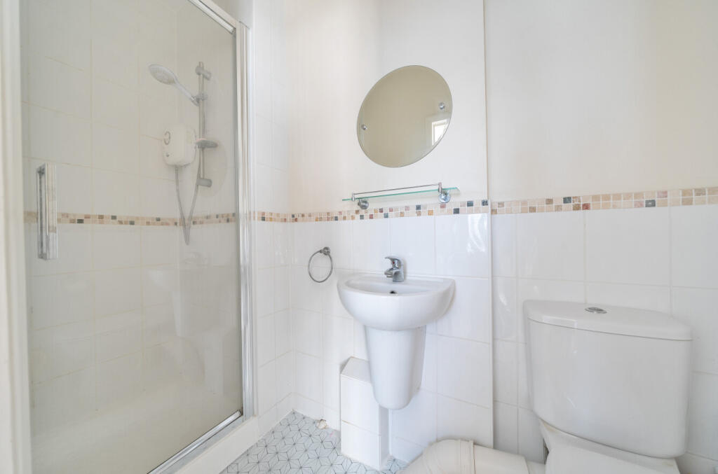 1317058-18-68640a...