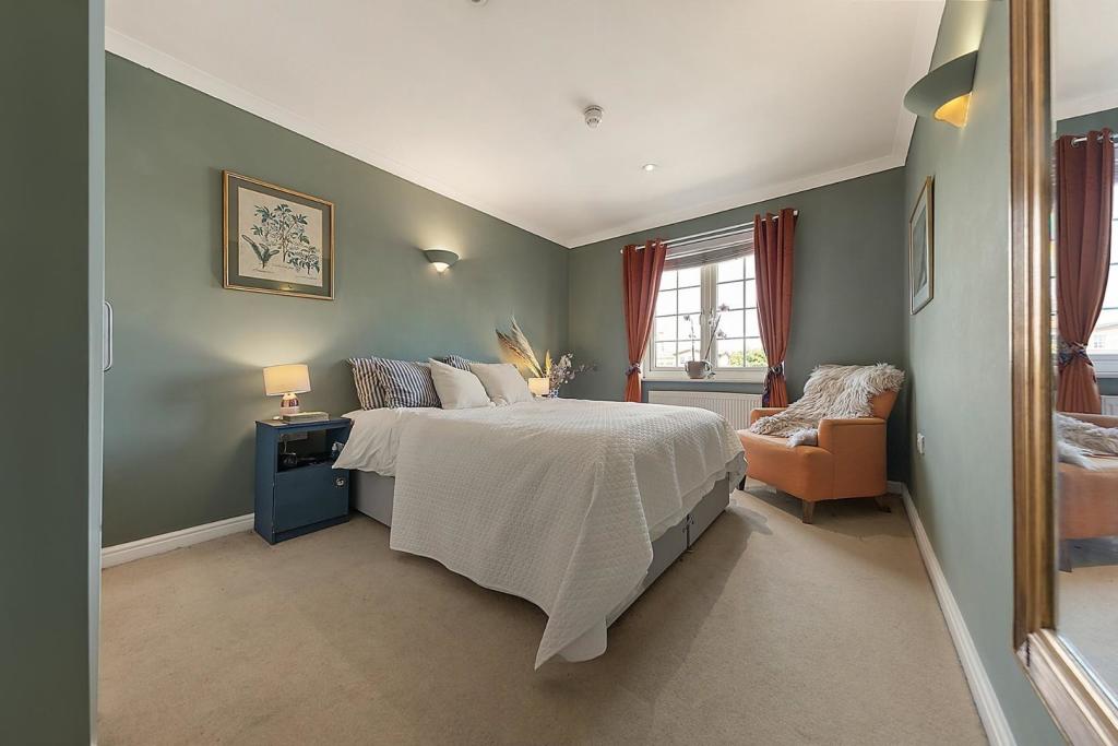 Bedroom (2).jpg