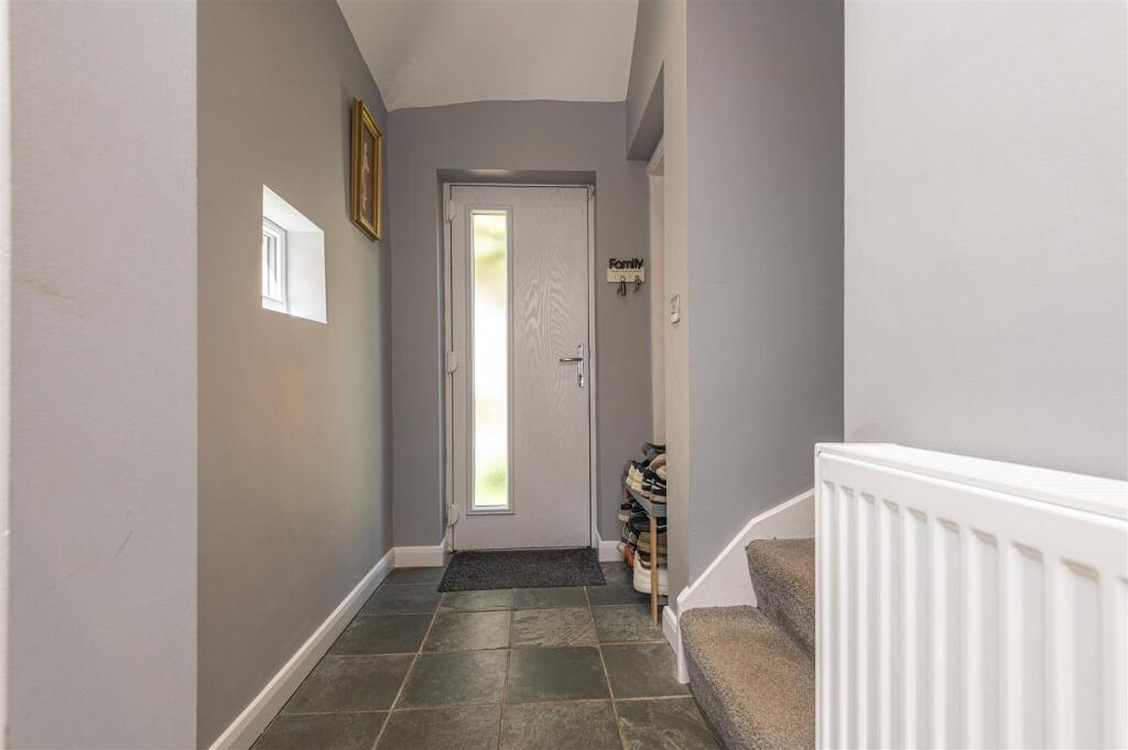 43 - 15 Pontefract Road S72 8AY.jpg
