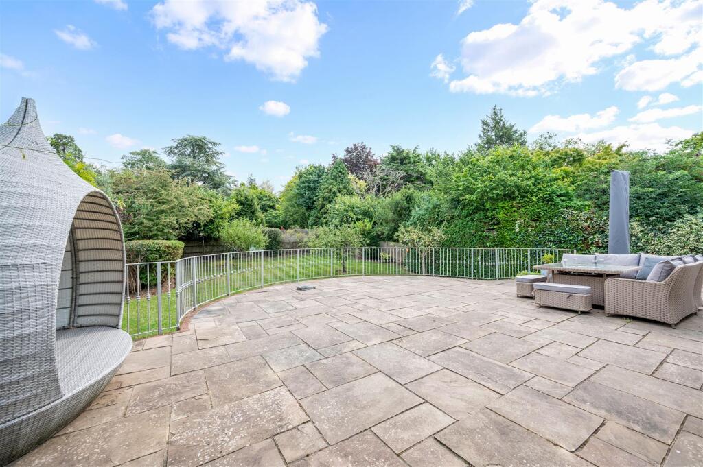 NORTH VIEW CRESCENT,  (8).jpg