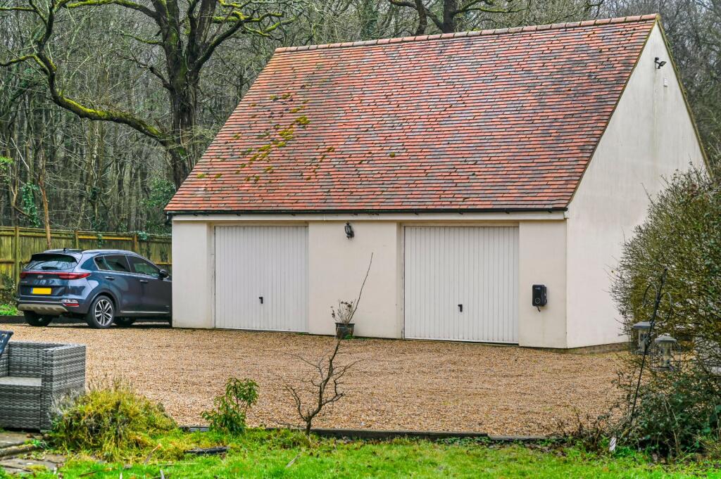 Garage/Annexe
