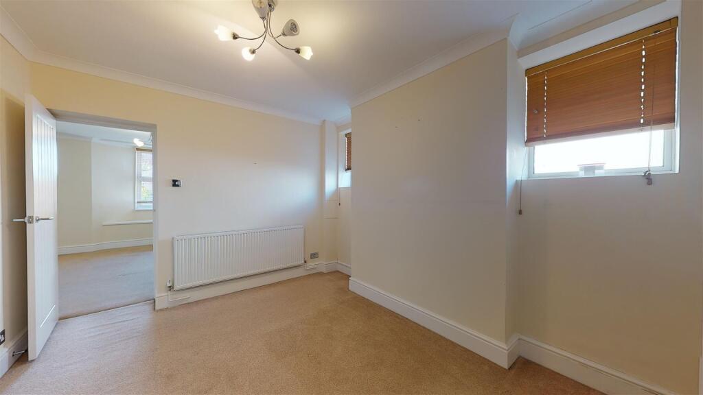 general 18231748_133