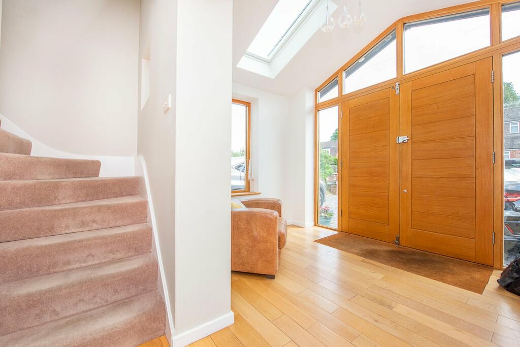 Vaulted Entrance Hal