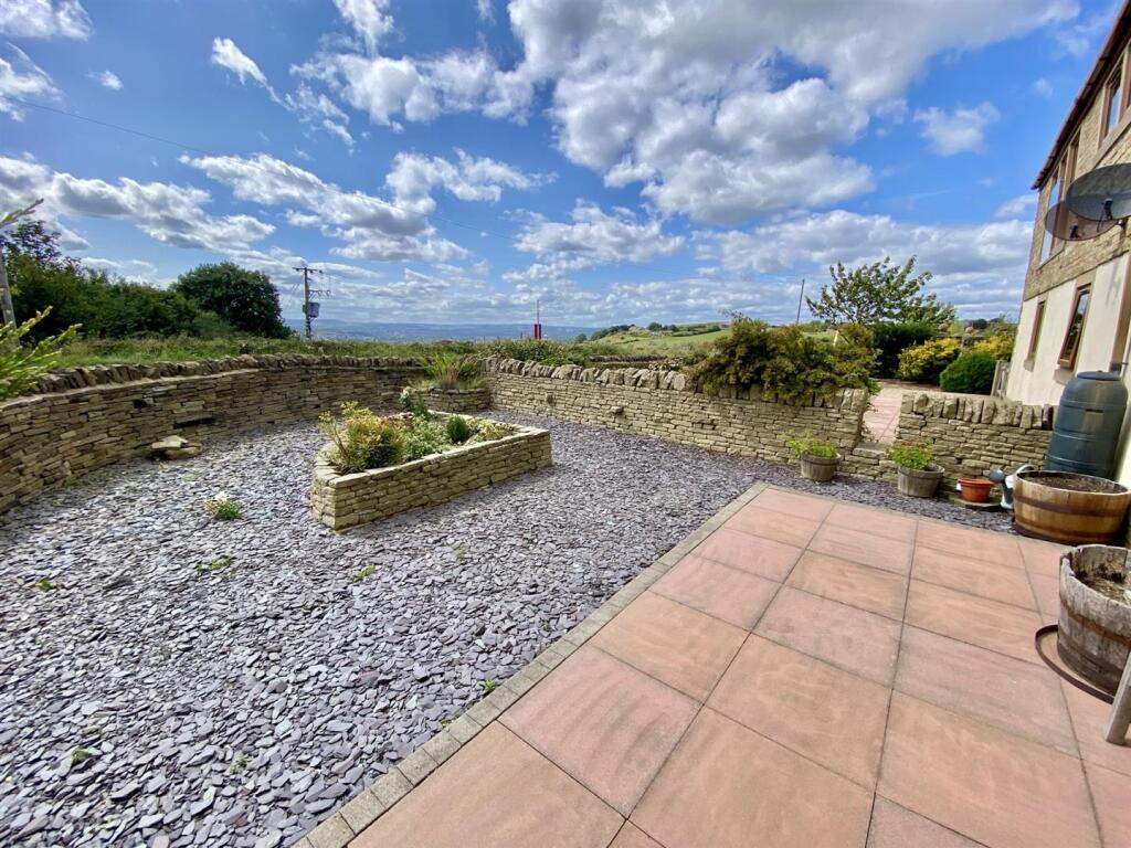 Bramleys Estate Agents - The Orchards - Bellstring